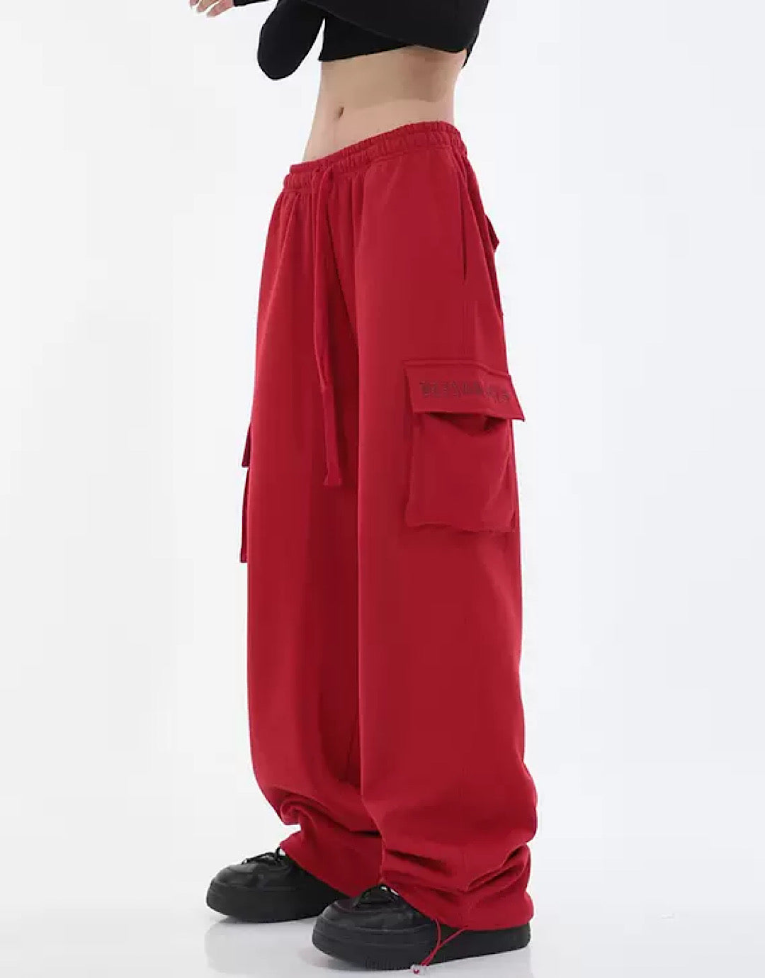 red sweat cargo pants  US1490