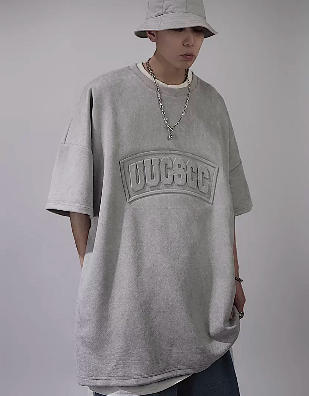 【UUCSCC】Back initials ard T-shirt  US0007