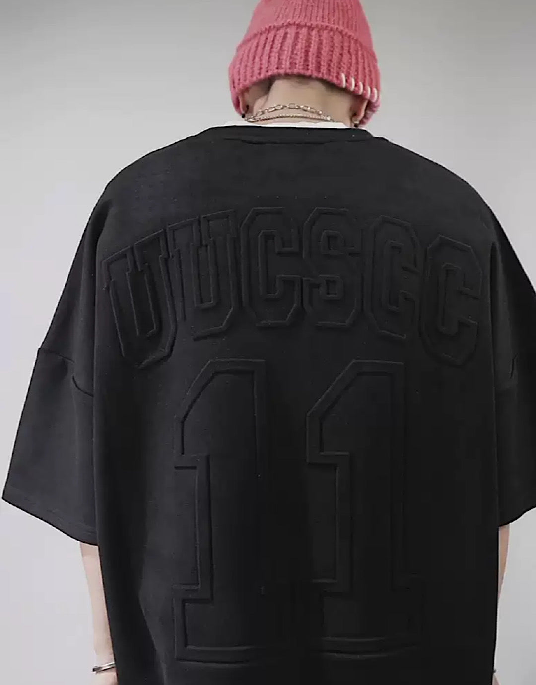 【UUCSCC】Back initials ard T-shirt  US0007