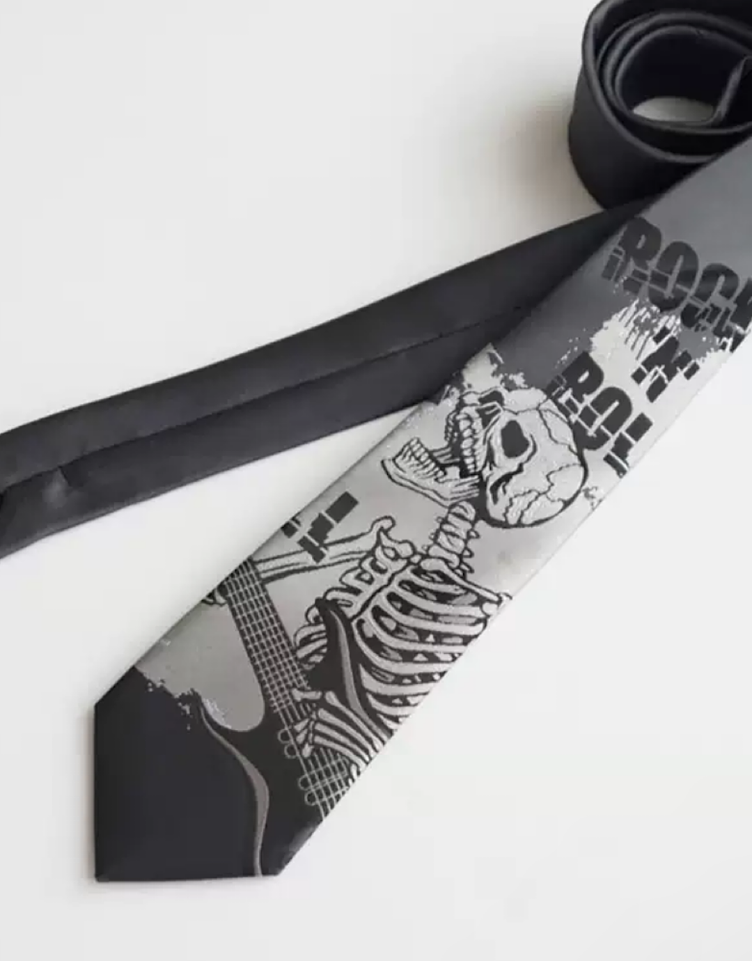 skeleton rock tie  US1496