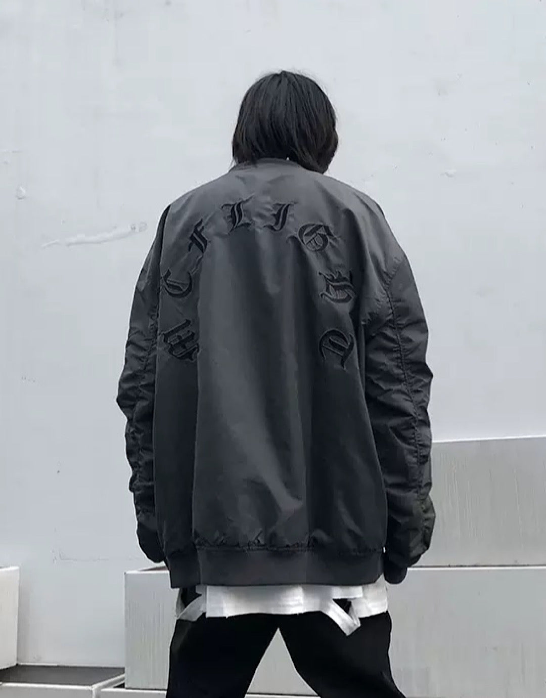 Initial back jacket  US1420