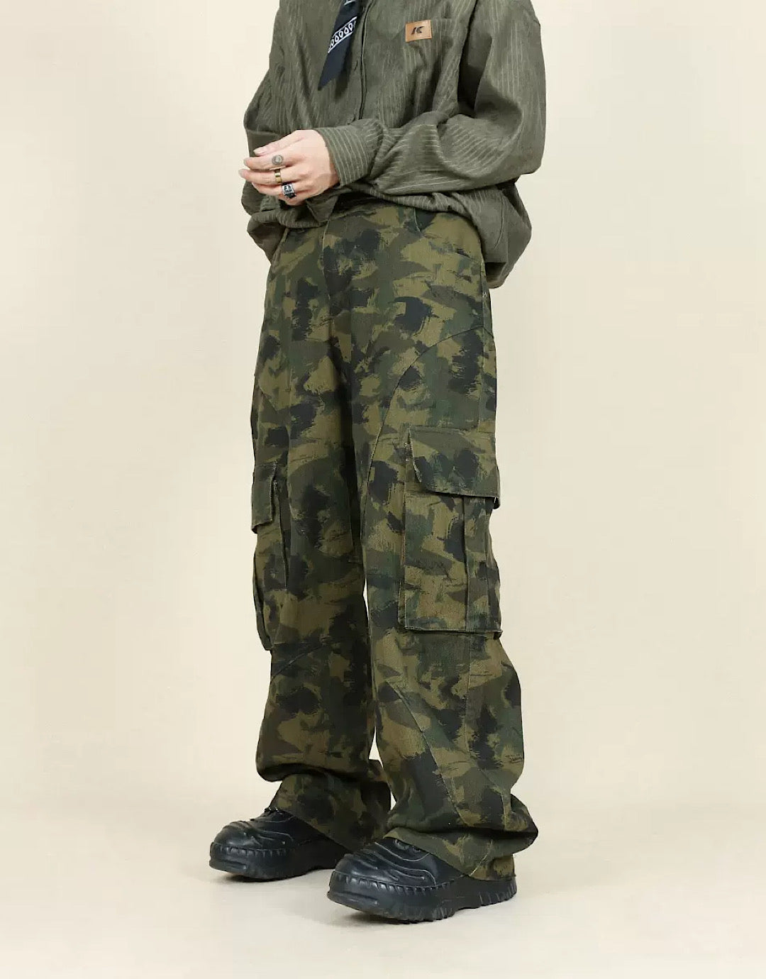 camouflagepattern cargo pants  US1746