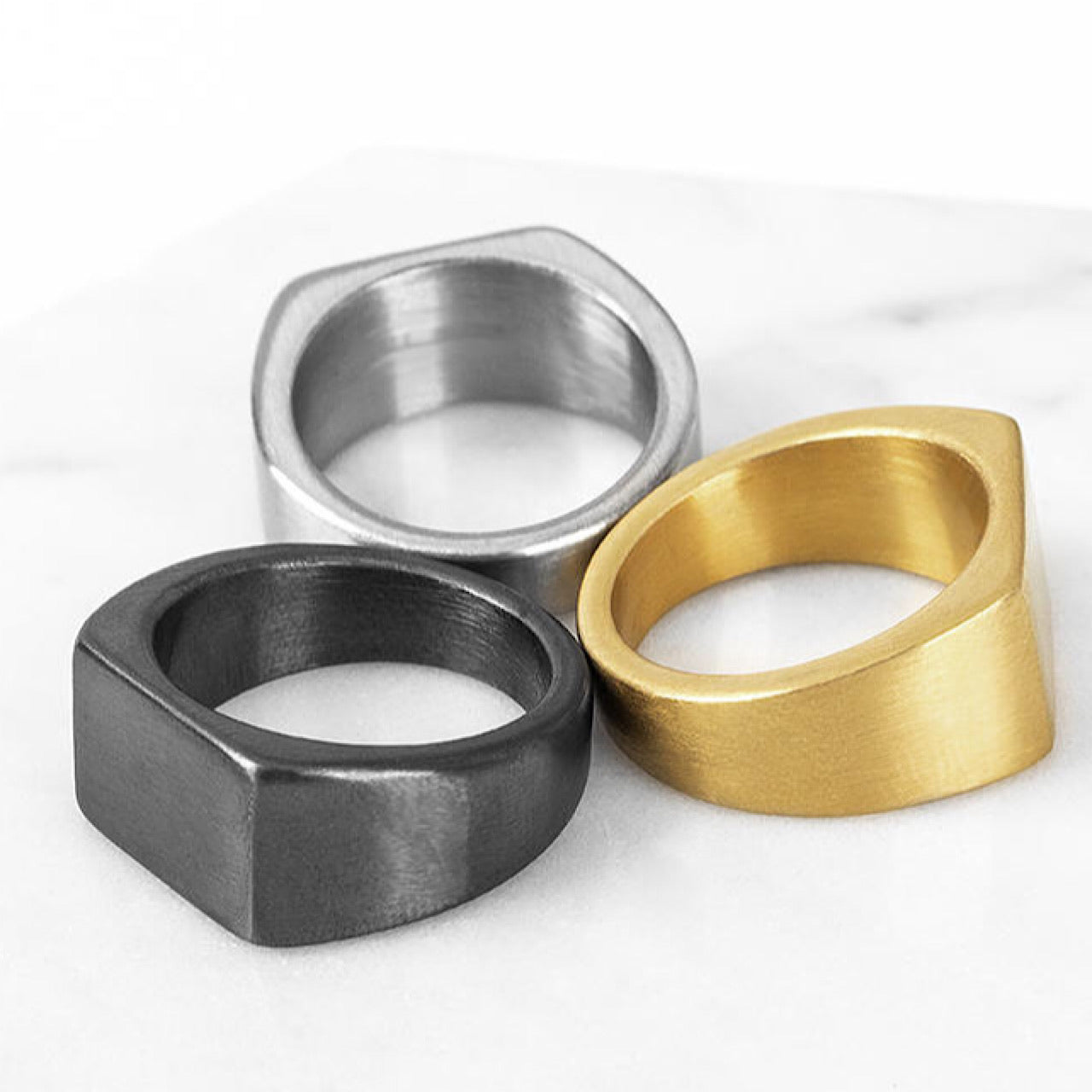 square metal ring  US1588