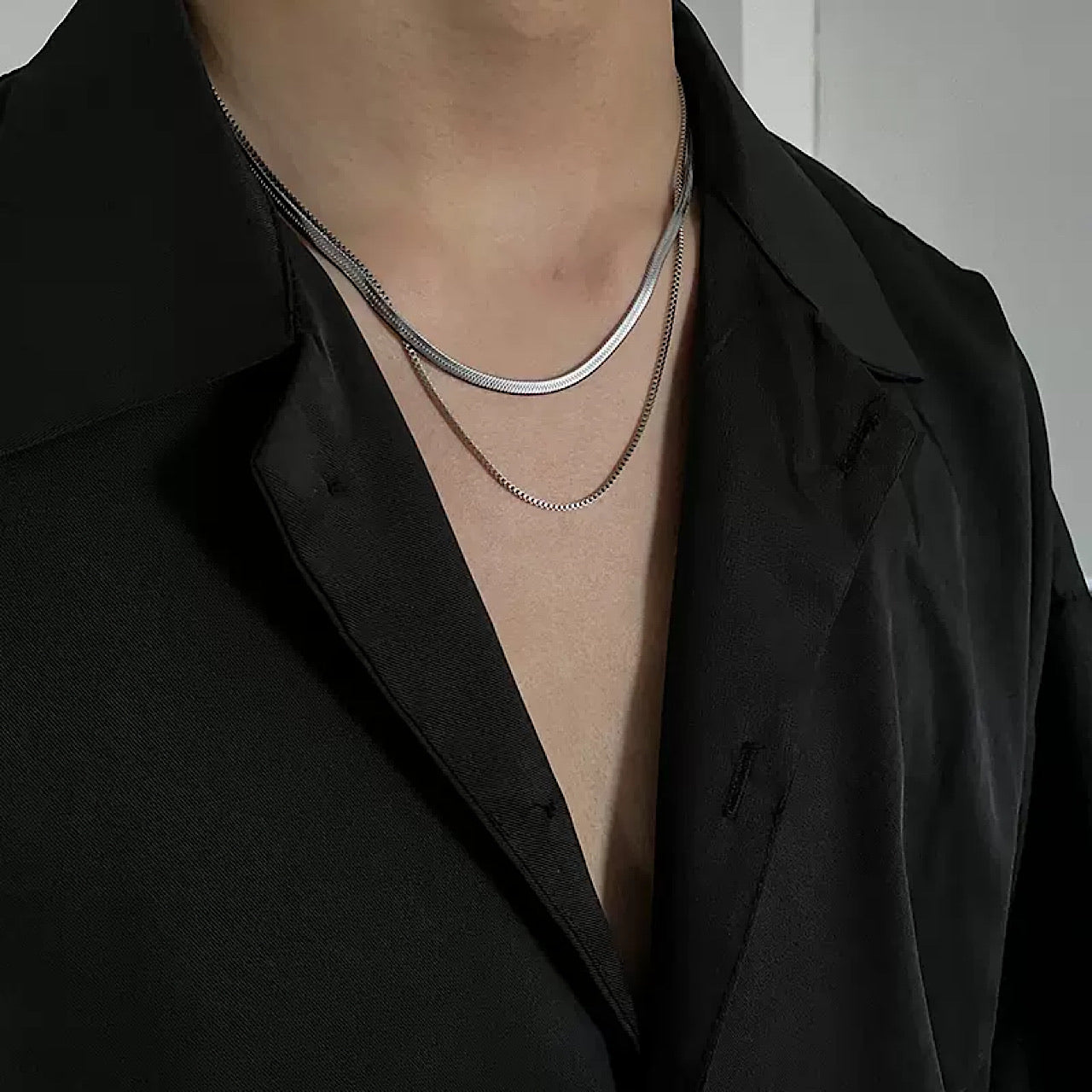 zip like silver necklace  US1693