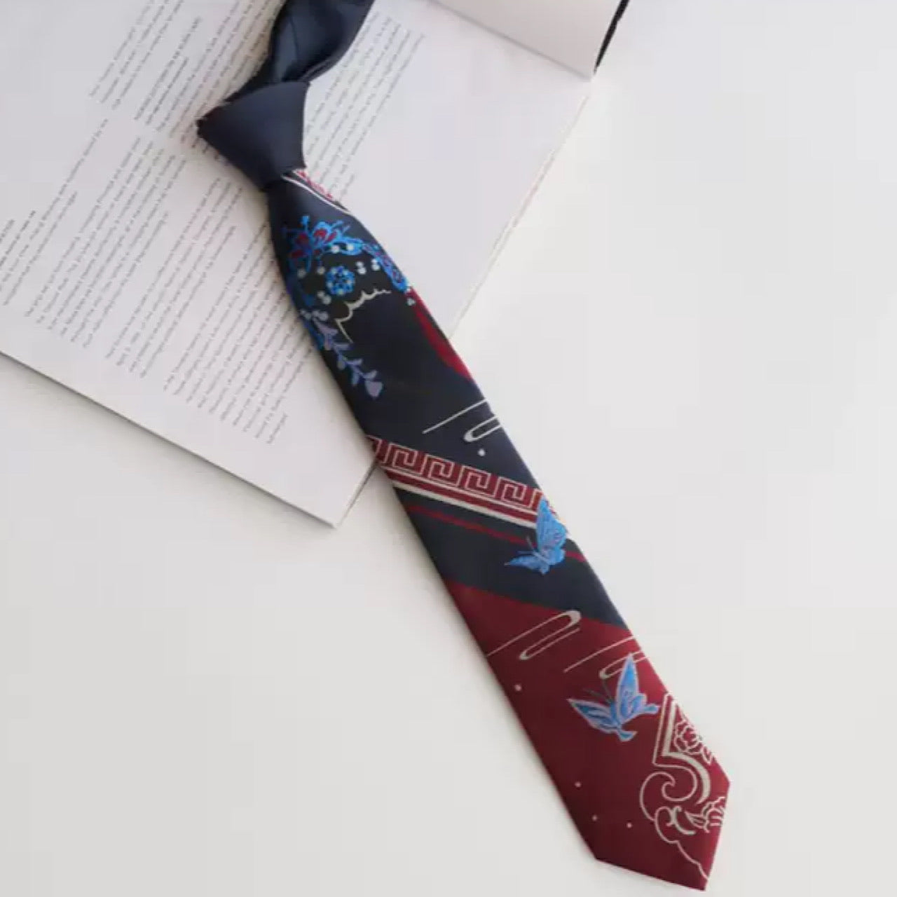 butterfly design necktie  US1111